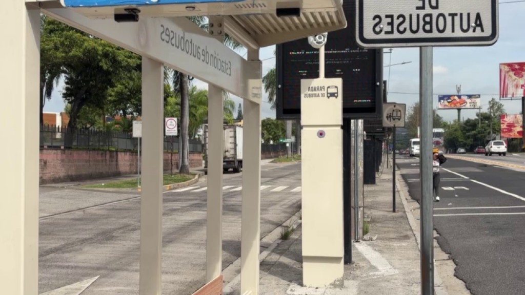 Instalación de paradas inteligentes para el transporte colectivo