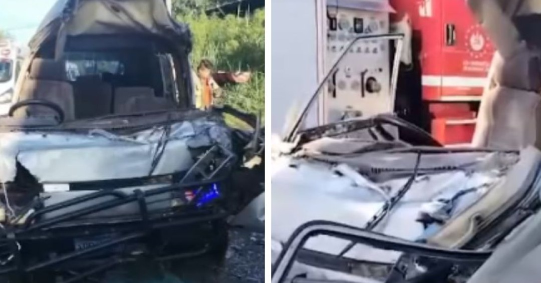 Microbús queda destrozado tras impactar contra vehículo de carga en la carretera de Oro