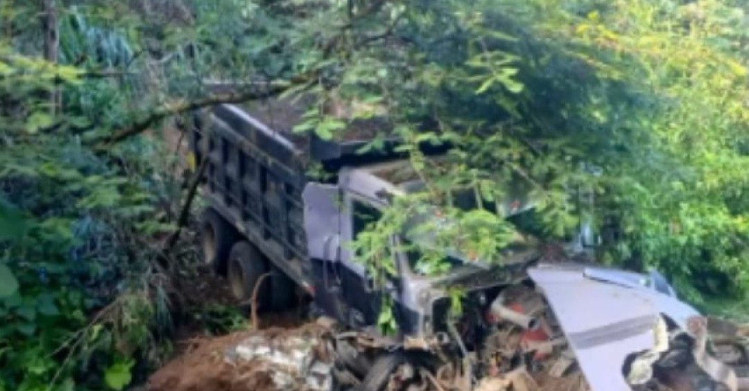Motociclista fallece en accidente en carretera a Sonsonate