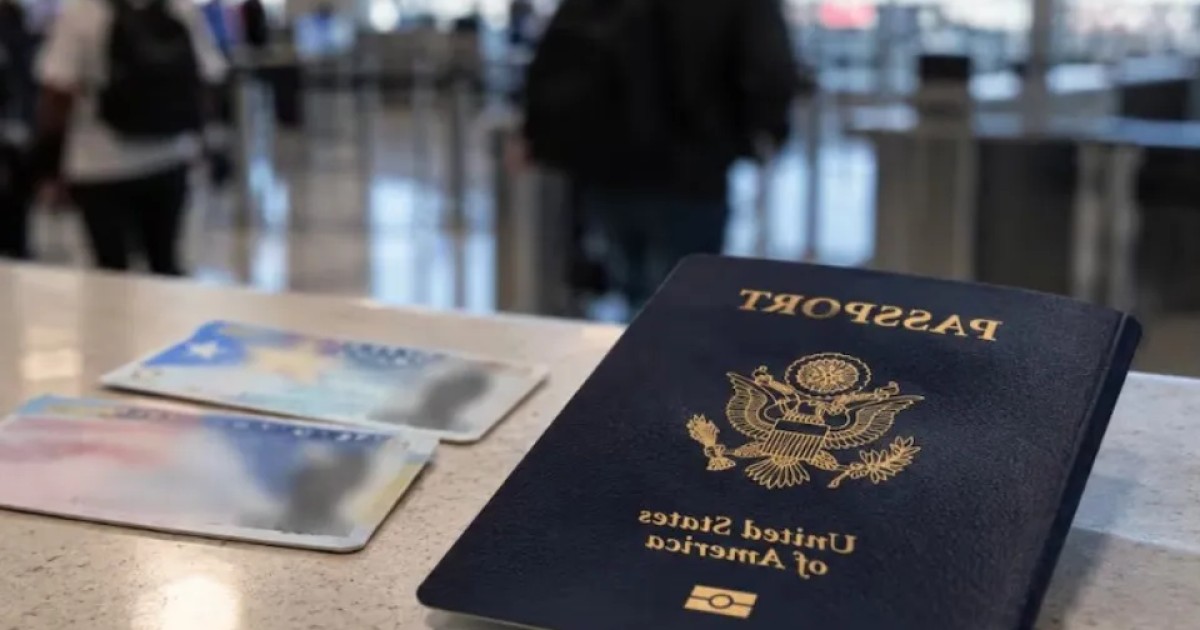 El documento que Estados Unidos exige a salvadoreños con doble nacionalidad que quieren viajar a otro país - La Prensa Gráfica