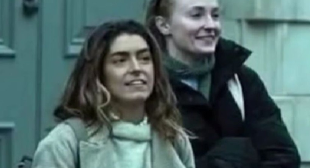 Sophie Turner despierta rumores de relación tras ser vista con Tabitha Doherty en Londres