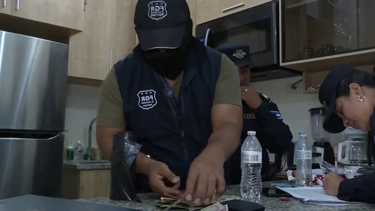Detenidos por hurto de identidad y fraude