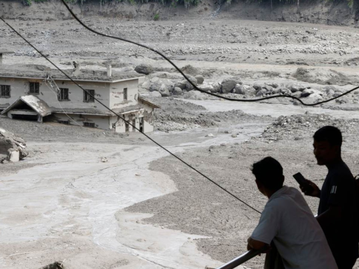 Nepal atribuye a un terremoto la avalancha mortal en la frontera con China