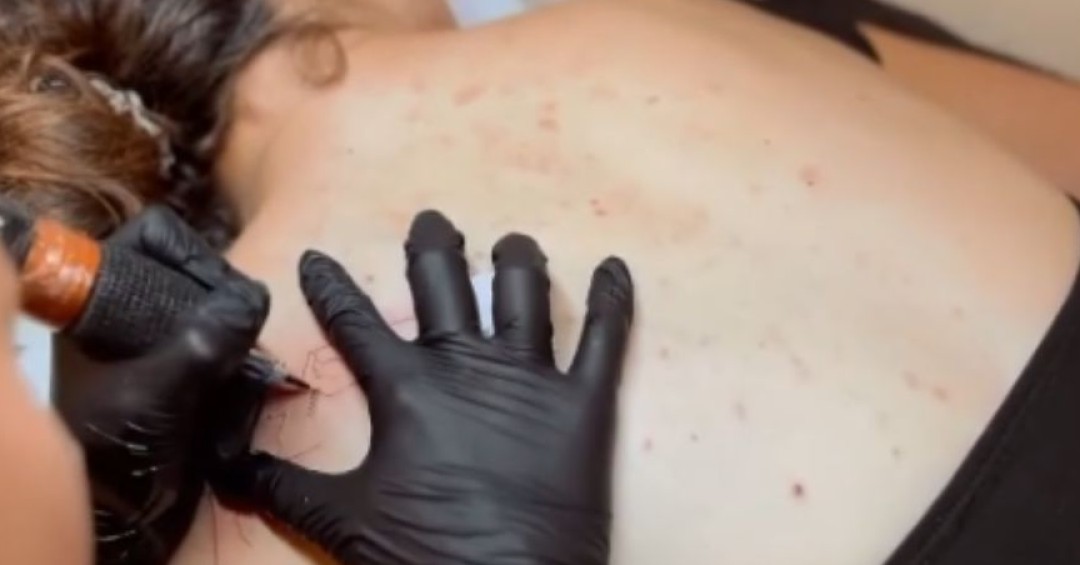 Tatuajes pierden estigma de pandillas y ganan popularidad como expresión artística