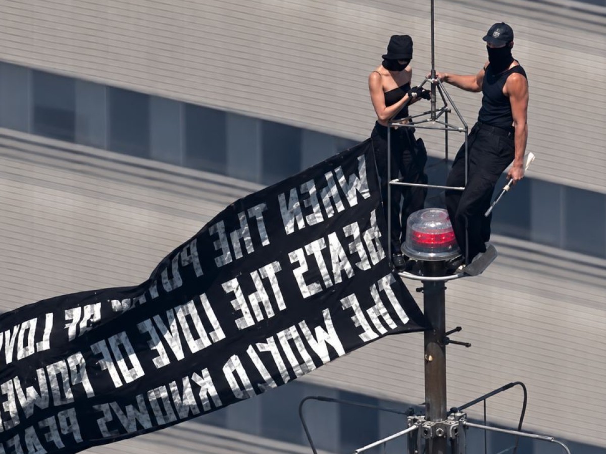 Video | Escalaron el Empire State para comprometerse y ahora enfrentan cargos