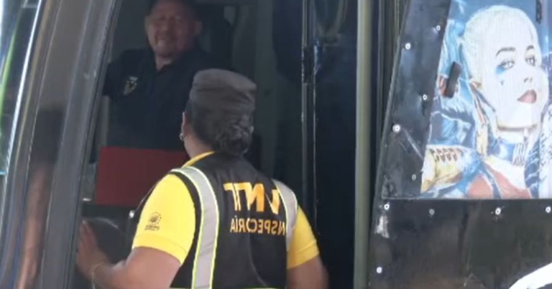 VMT retira bocinas de buses y aplicará multas por música estridente