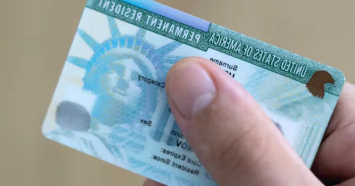 ¿Tiene "green card"? Estos son sus derechos y obligaciones en Estados Unidos