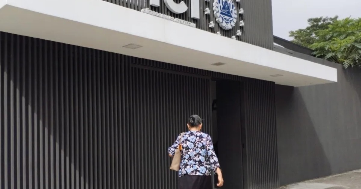 Más de 14,000 personas han solicitado su historial laboral para jubilarse en El Salvador