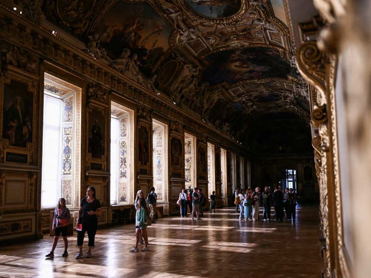Reabre la sala del gran robo en el Louvre, pero sin joyas