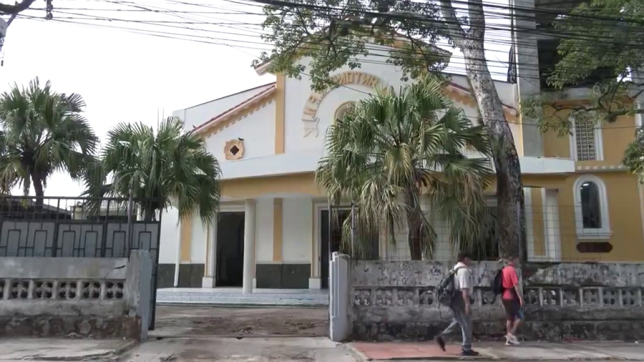 Iglesia de Soyapango visible luego del retiro de ventas informales