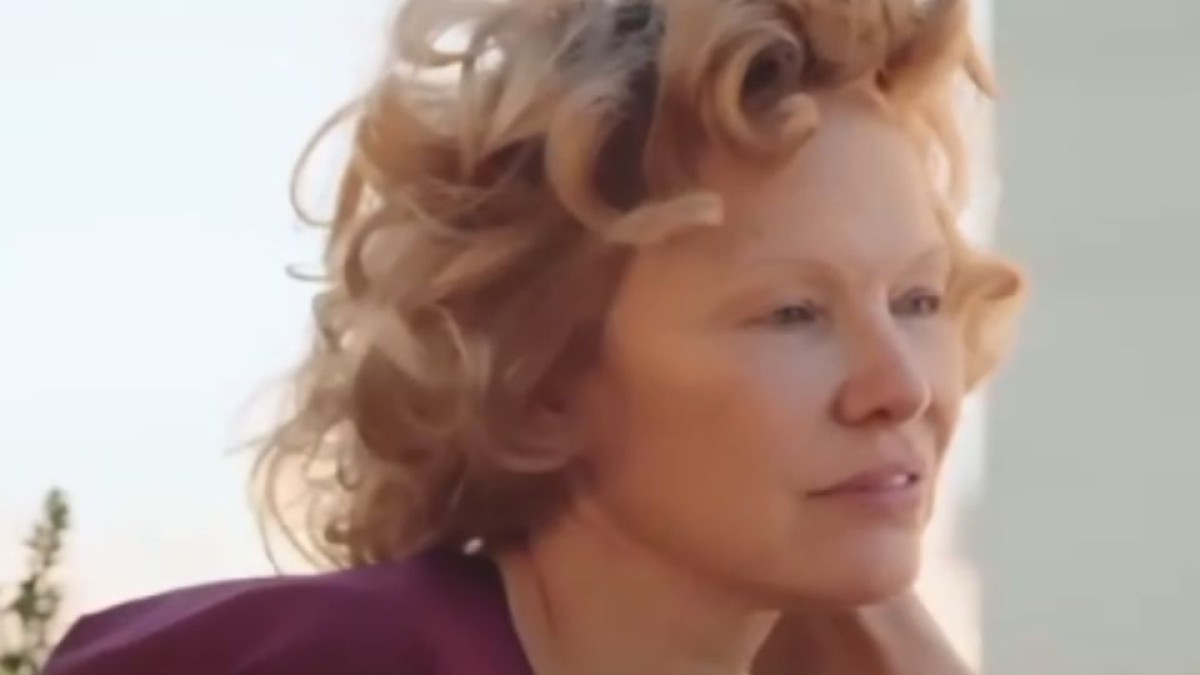 Pamela Anderson revela cómo superó la hepatitis C tras recibir un diagnóstico devastador