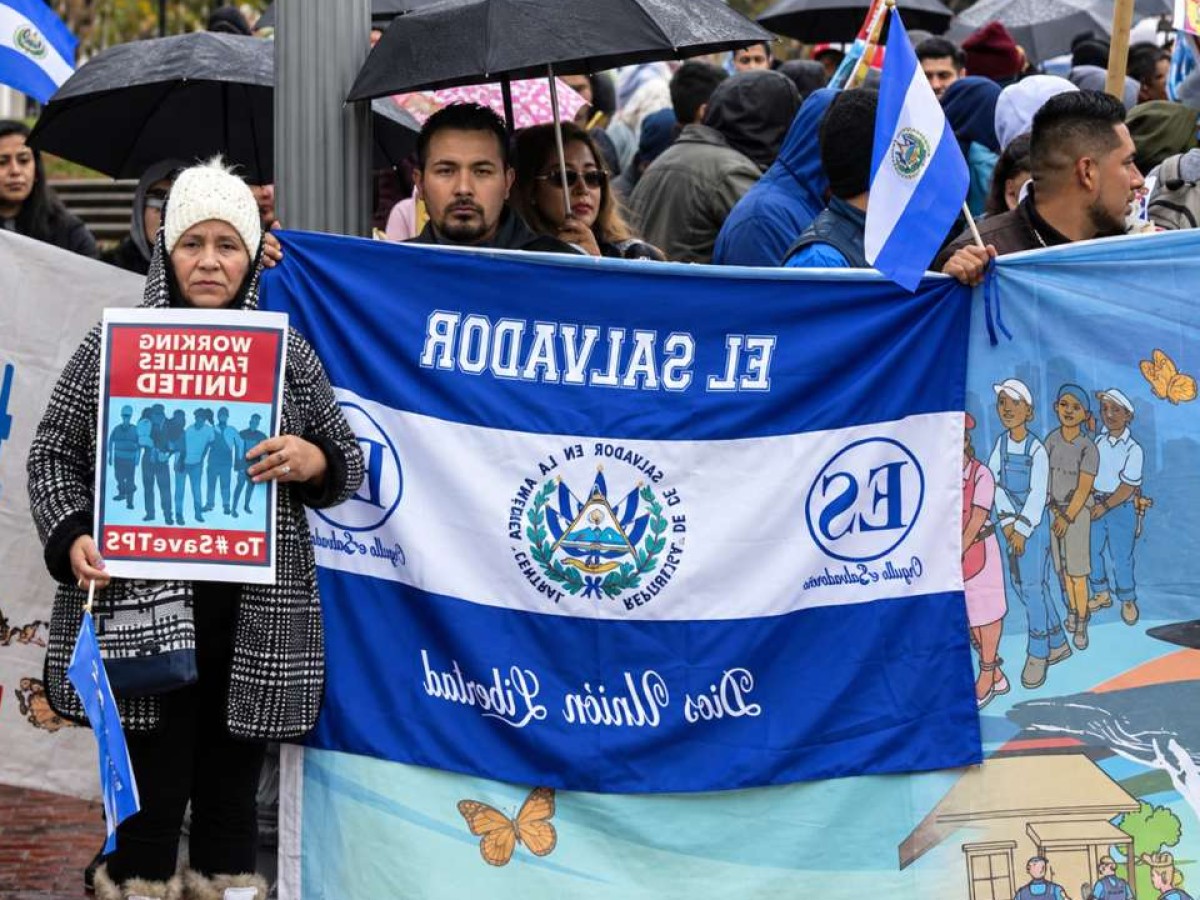 El TPS salvadoreño puede ser un puente hacia otro estatus migratorio, explica experto