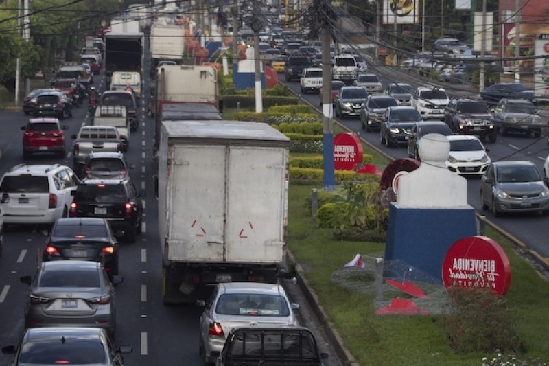 El tráfico reduce productividad de empresas centroamericanas, revela estudio de Fecamco