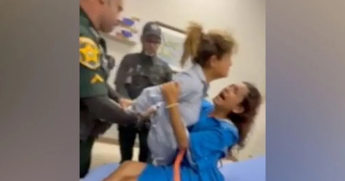"¡Auxilio, por favor, auxilio!": la madre e hija ecuatorianas que fueron detenidas por ICE en un hospital tras sufrir un accidente de automóvil