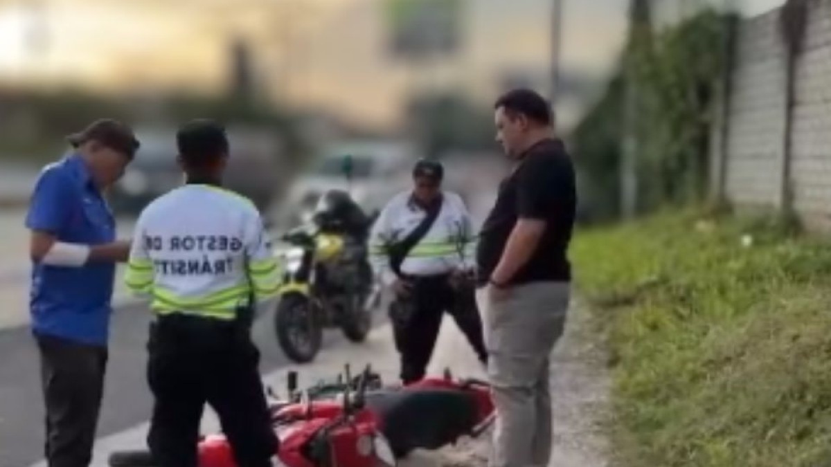 Motociclista resulta lesionado tras colisión con un vehículo en carretera Panamericana