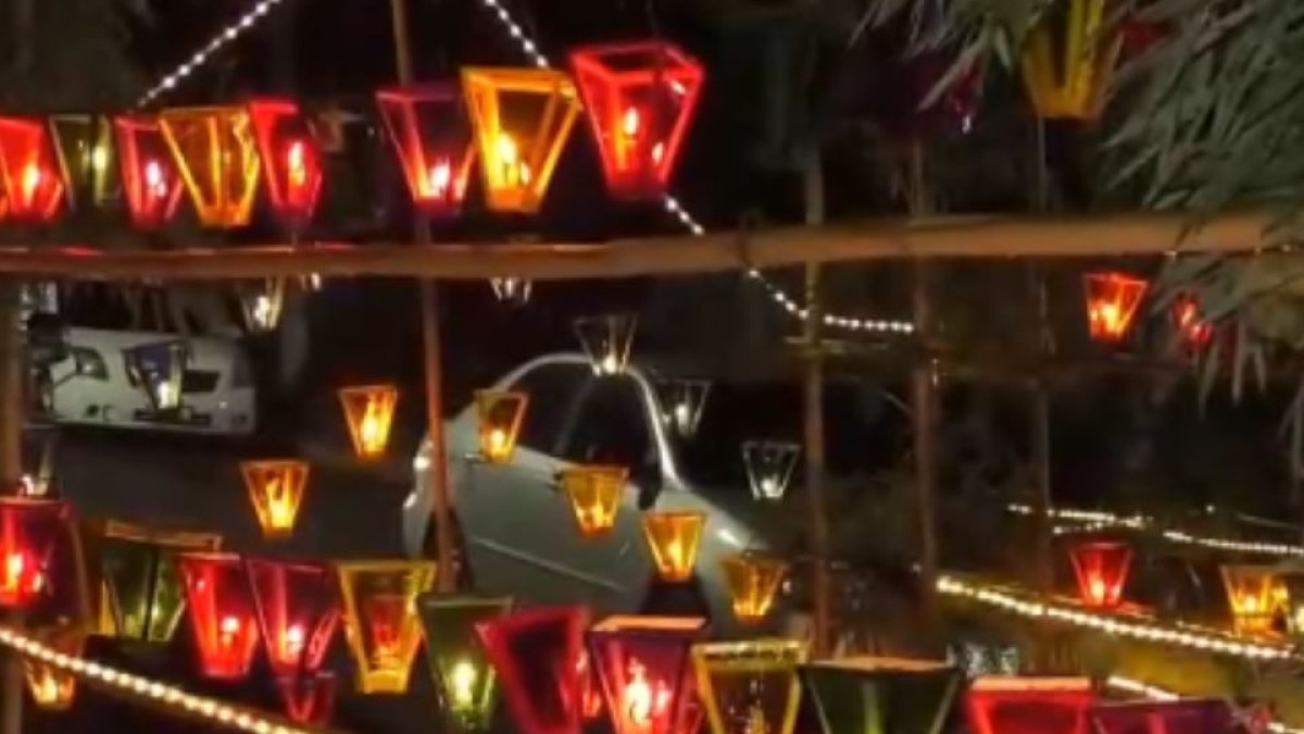 Farolitos iluminan Ahuachapán pese a la lluvia durante celebración religiosa