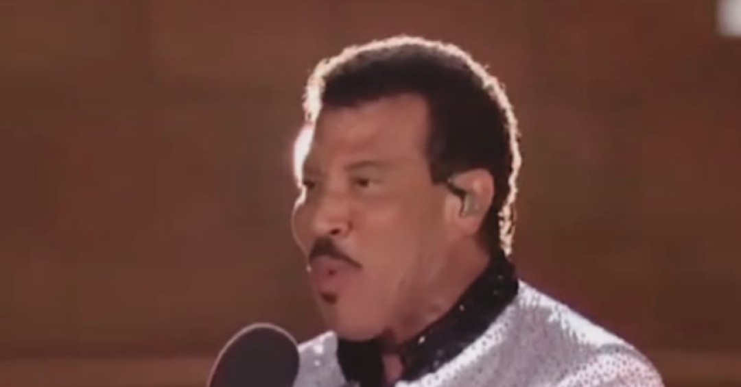 Lionel Richie es hospitalizado por tercera vez y cancela conciertos de su gira