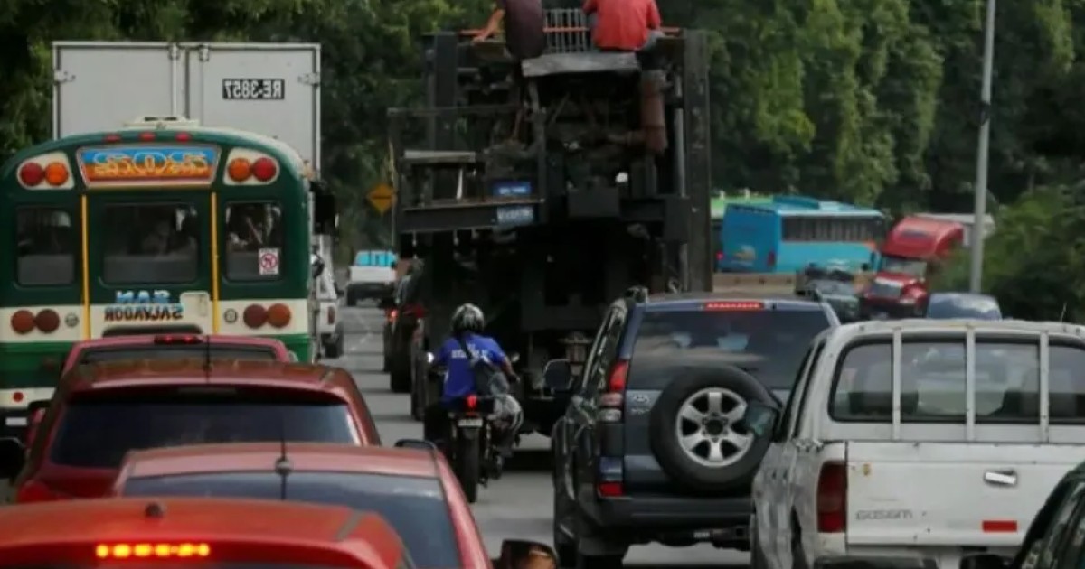 Carreteras en San Salvador y Ahuachapan seran intervenidas tras prestamo del BCIE