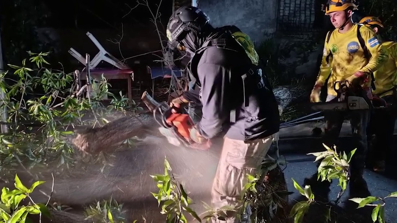 Estragos por lluvias y fuertes vientos