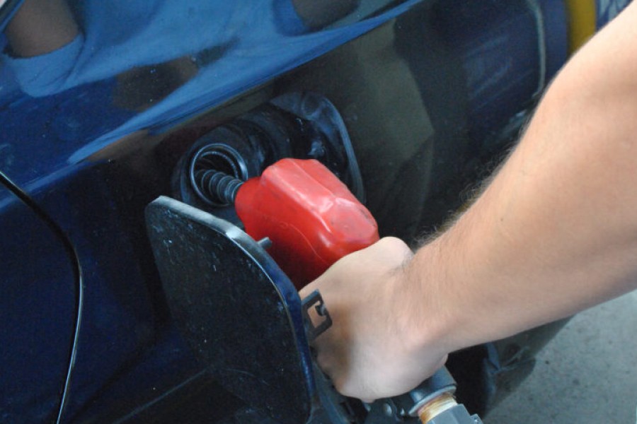El precio de los combustibles sigue congelado por tercera quincena consecutiva