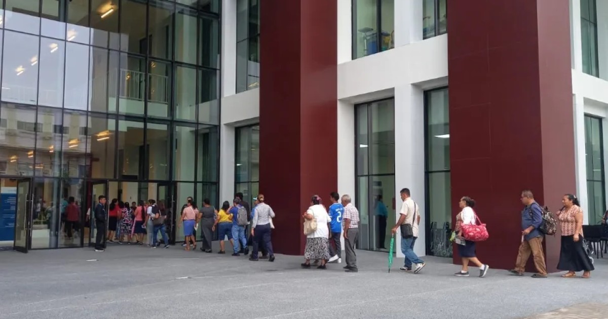 Organización reporta renuncias de personal de salud en el Hospital Rosales