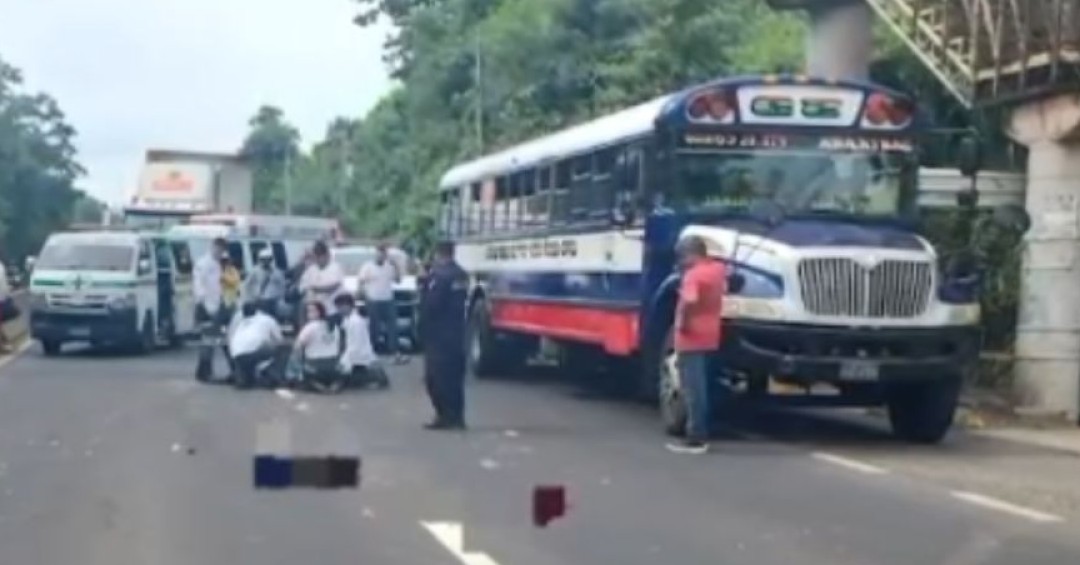 Dos personas fallecen en accidente de motocicleta en el kilómetro 53 de la Panamericana