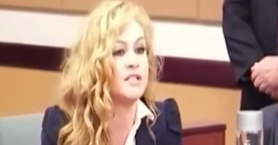 Paulina Rubio obtiene fallo favorable en disputa por custodia de su hijo de 15 años